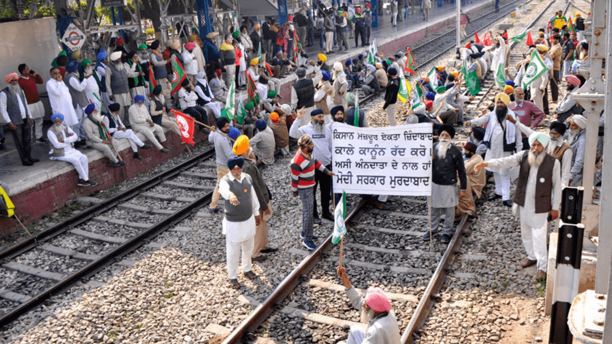 Indian Farmers in Punjab Block Railway Tracks In Protest