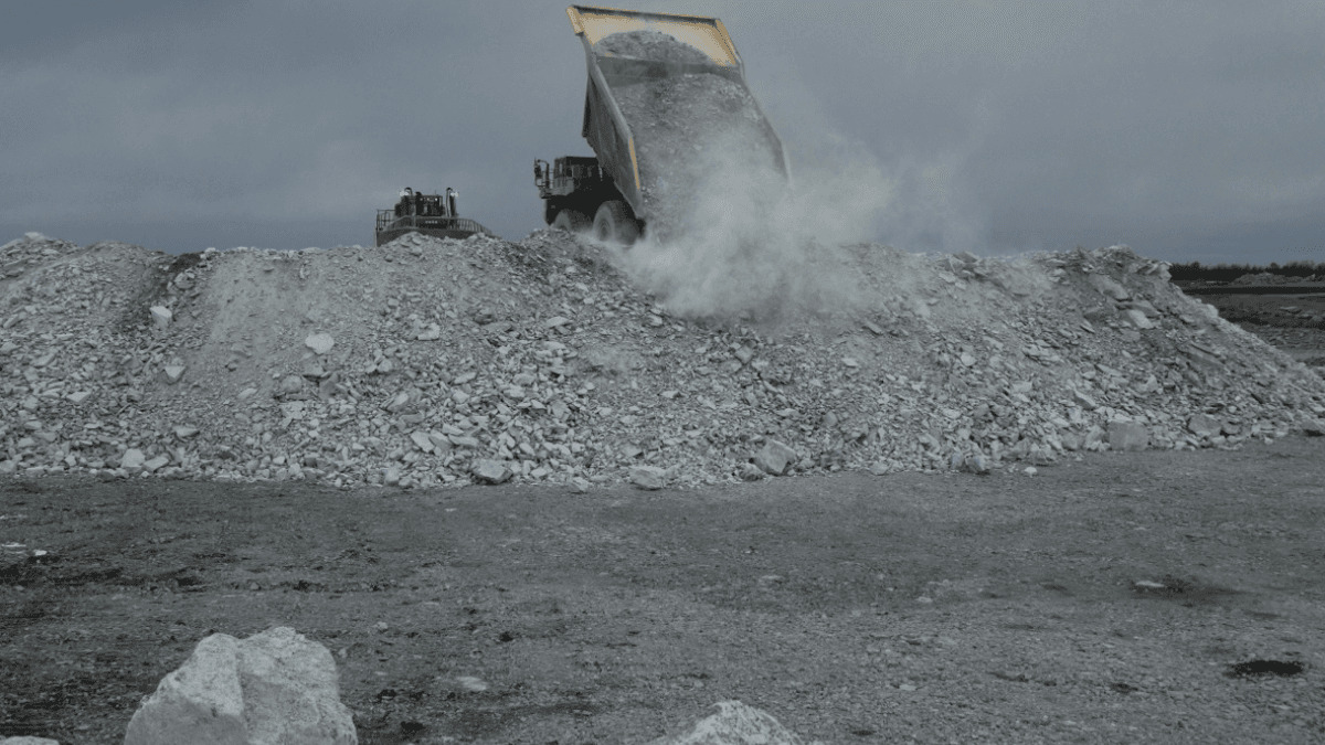 Research Team Turns Mine Waste Into Arable Soil