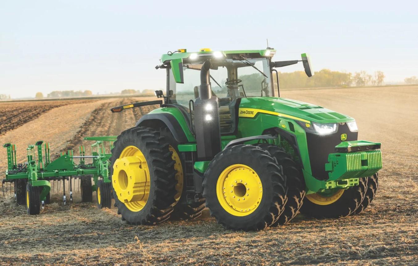 John Deere And Starlink Partner To Connect Rural Farms Via Satellite Internet