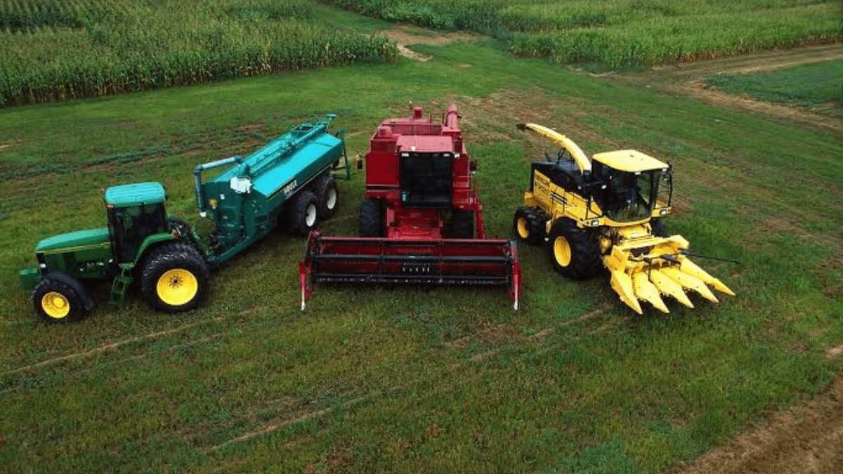 House Of Reps Probe Non-Delivery Of 2,000 Tractors, 100 Harvesters